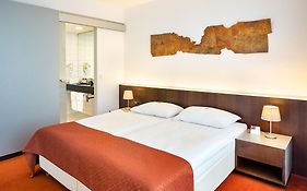 Austria Trend Hotel Europa Wien Exterior photo