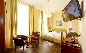 Time Out City Hotel Vienna Exterior photo