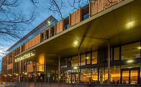 Doubletree By Hilton Vienna Schonbrunn Hotel Exterior photo