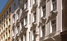 Graben Hotel Vienna Exterior photo