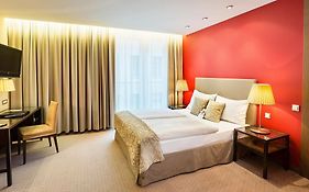 Austria Trend Hotel Savoyen Vienna Exterior photo