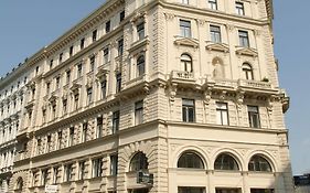 Schweizer Pension Solderer Vienna Exterior photo