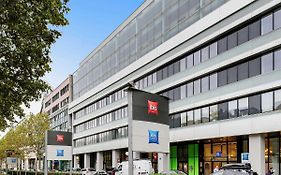 Ibis Budget Wien Messe Hotel Exterior photo