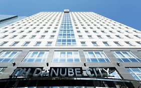 Nh Danube City Vienna Exterior photo